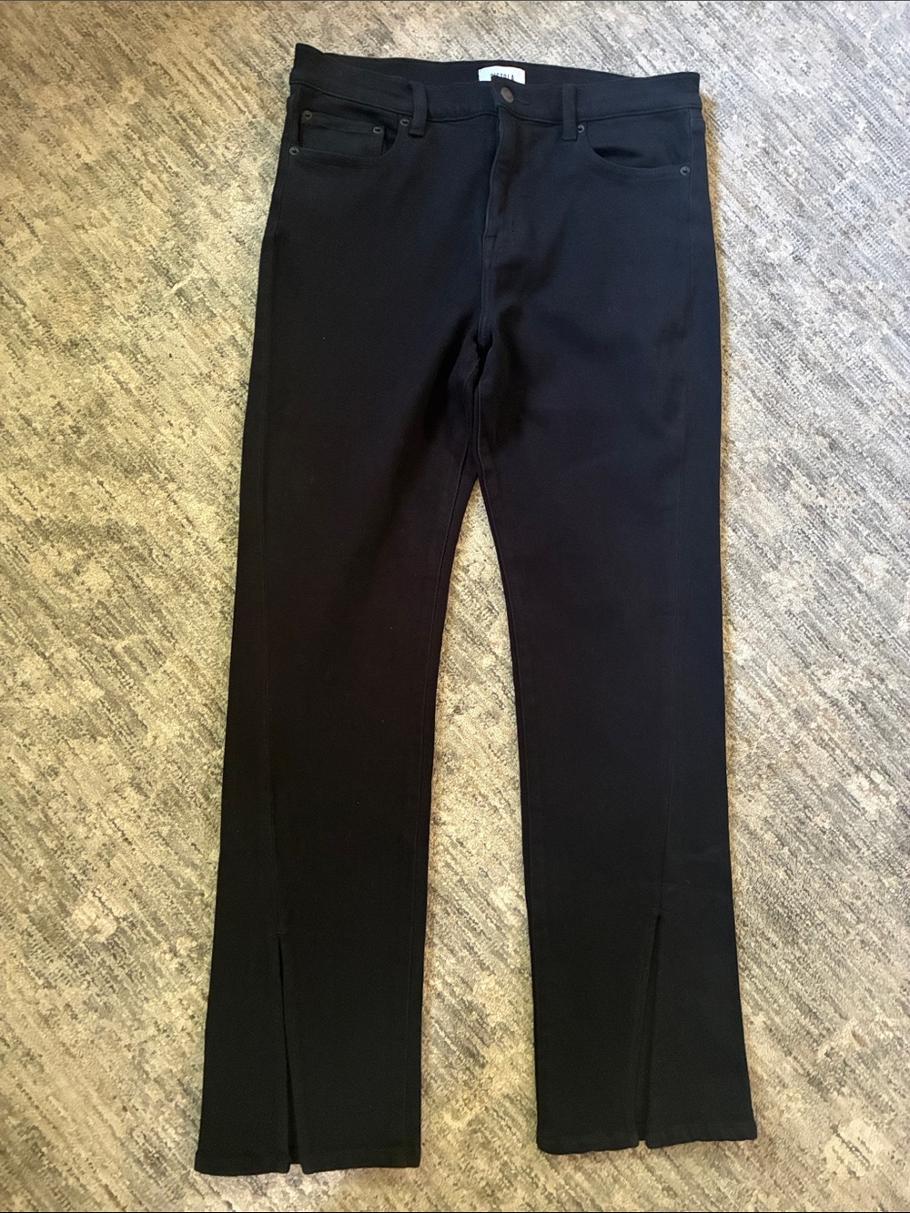 Pistols women’s Black Jeans - Classic Straight Fit front slits - size 31
